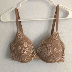 Victoria’s Secret Angels Ipex 36C lace bra